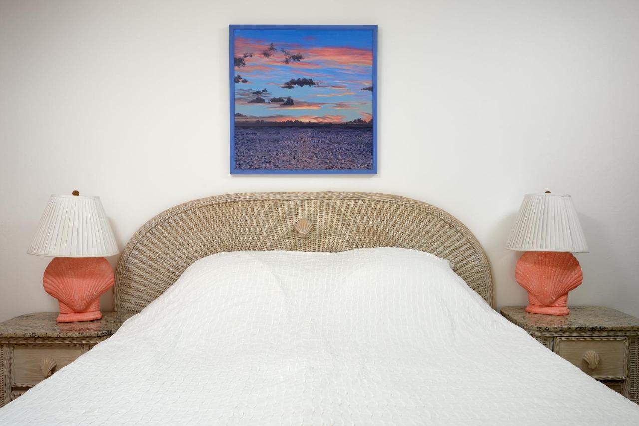 Belmar Oceanfront Apartments Bonaire Стая снимка
