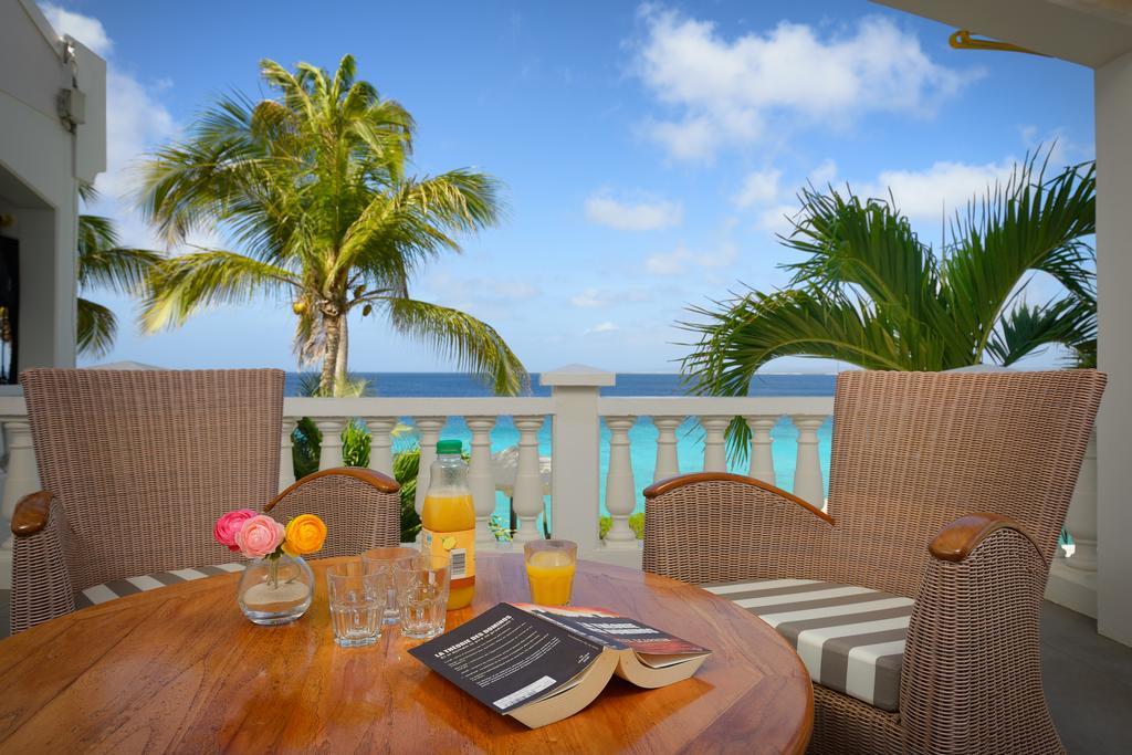 Belmar Oceanfront Apartments Bonaire Екстериор снимка