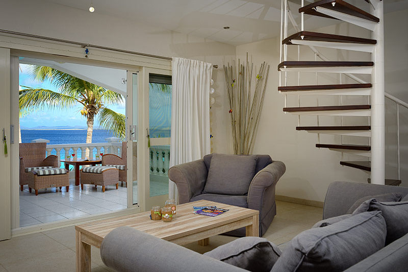 Belmar Oceanfront Apartments Bonaire Екстериор снимка