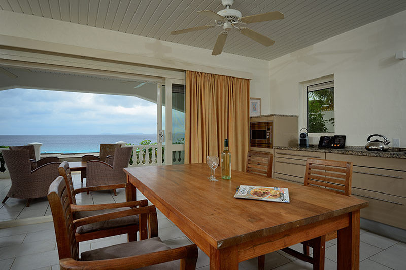 Belmar Oceanfront Apartments Bonaire Екстериор снимка