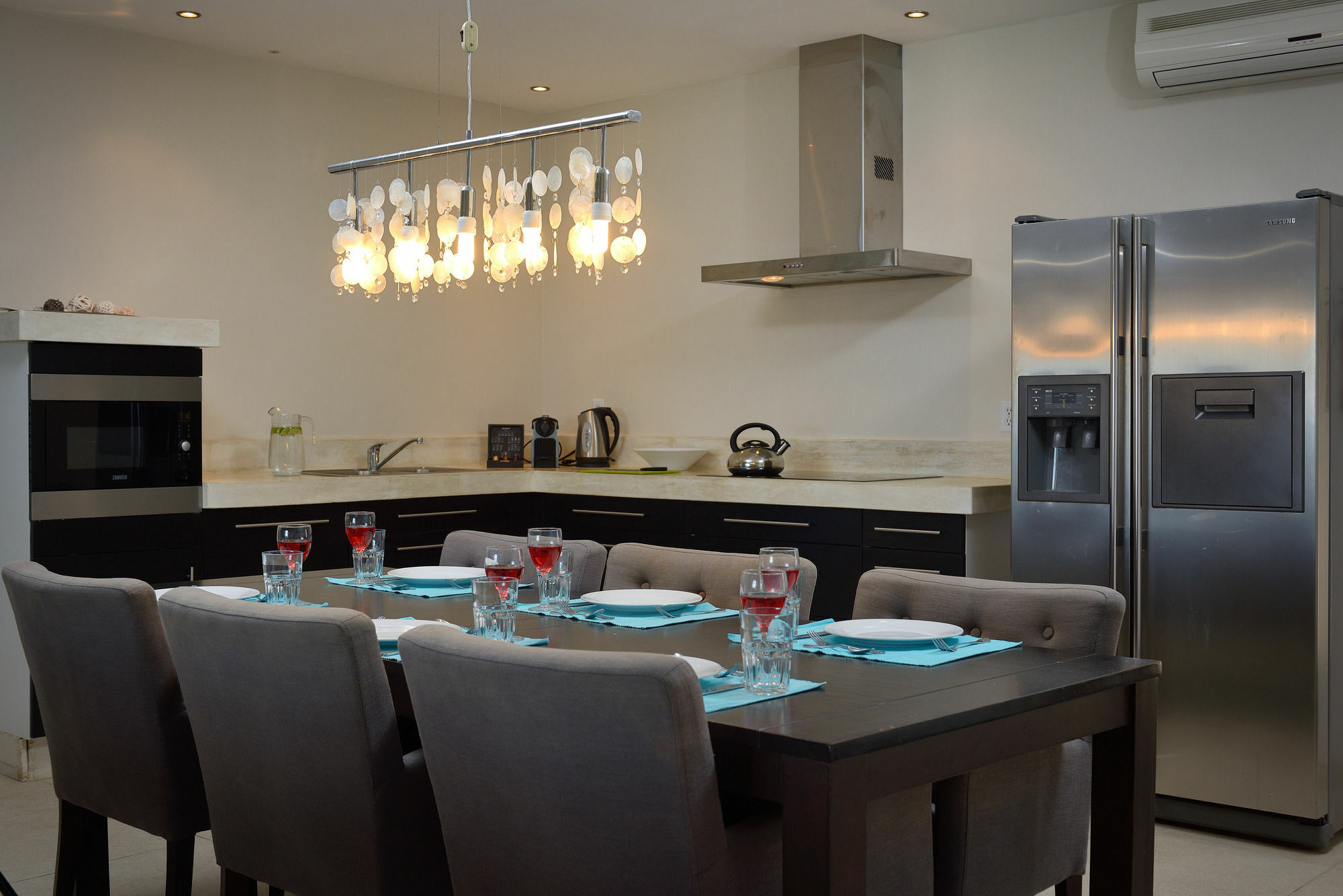 Belmar Oceanfront Apartments Bonaire Екстериор снимка