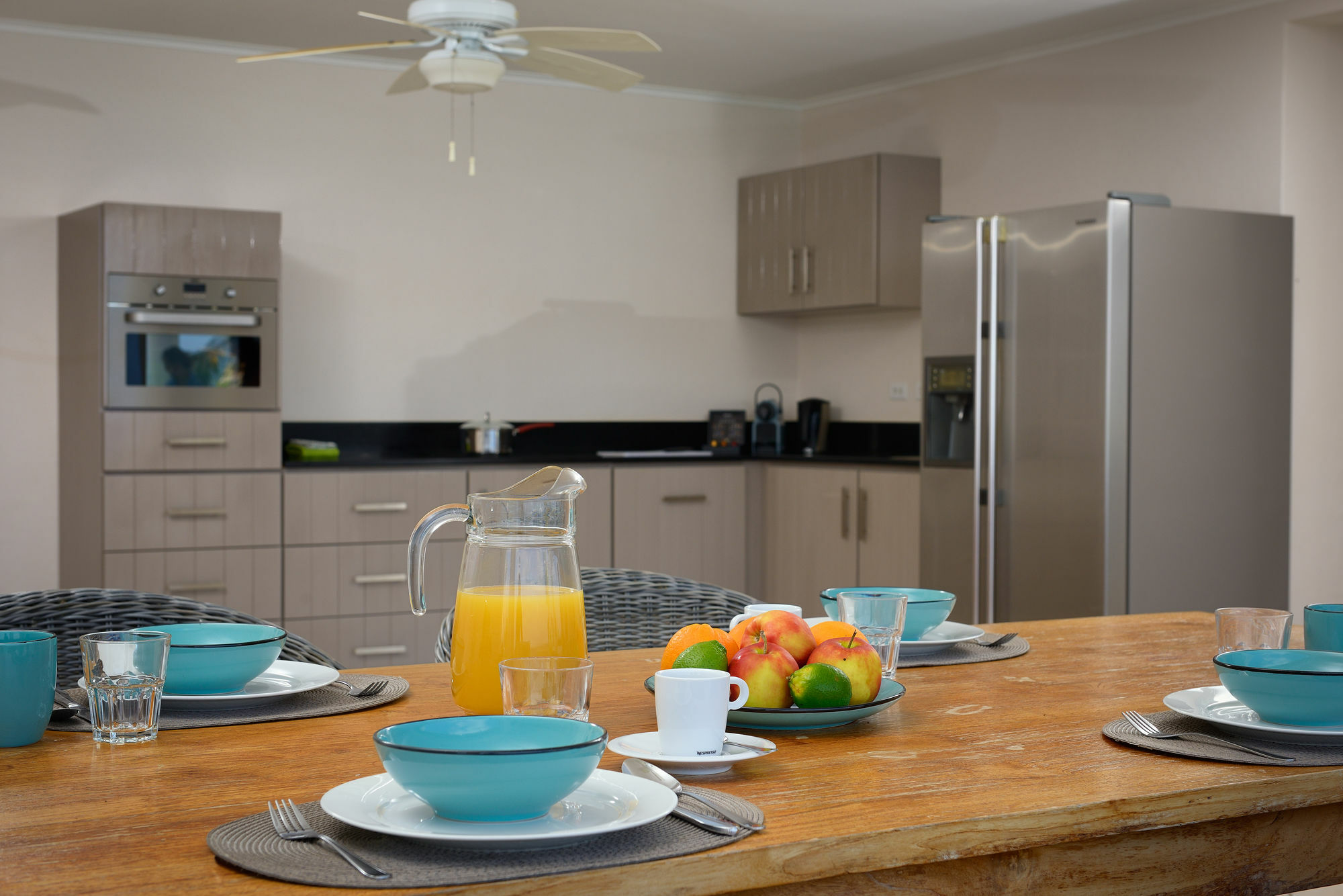 Belmar Oceanfront Apartments Bonaire Екстериор снимка