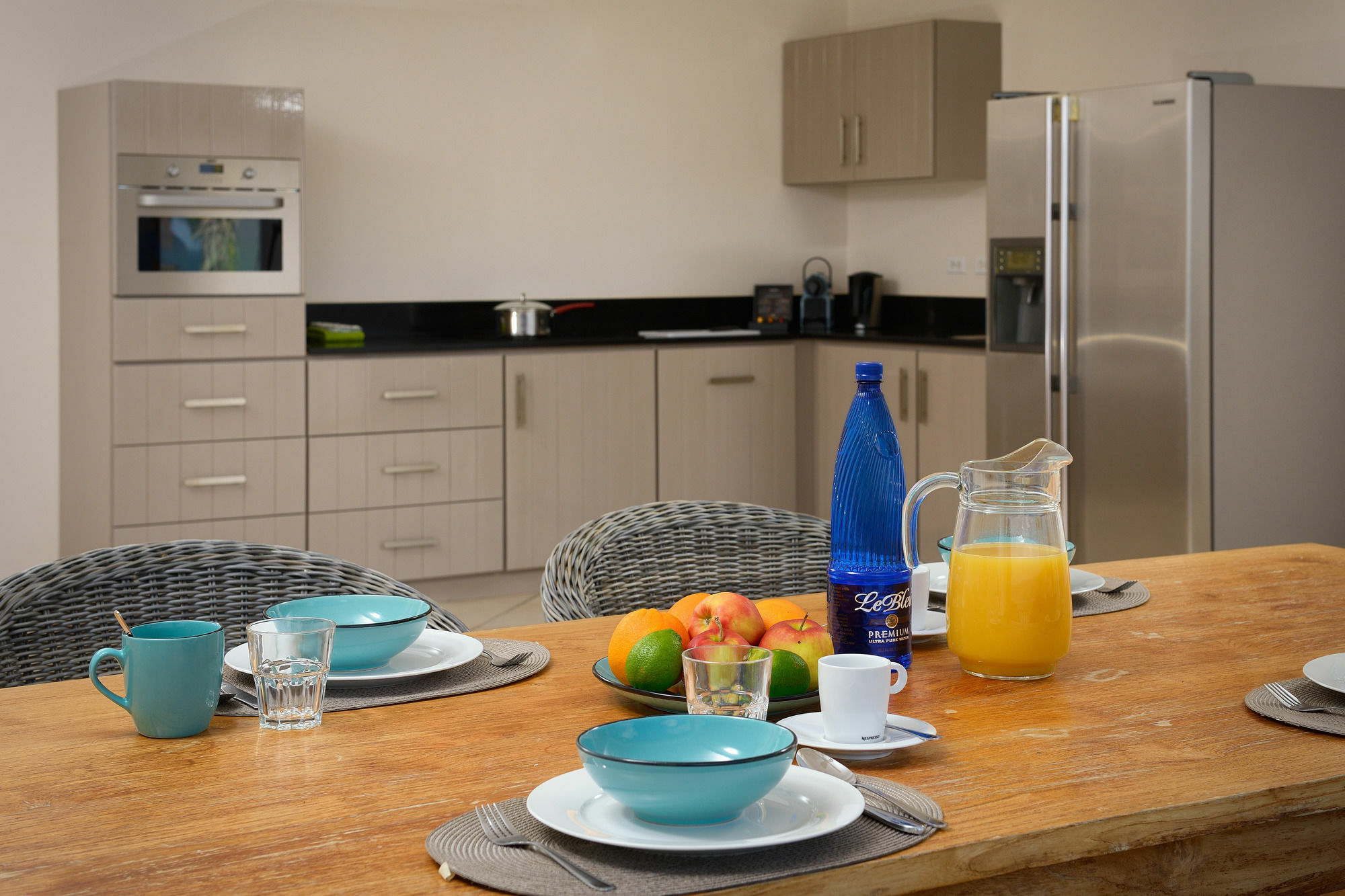 Belmar Oceanfront Apartments Bonaire Екстериор снимка